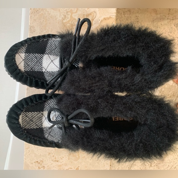 Sorel Out N About Fur Moccasin - Picture 3 of 7